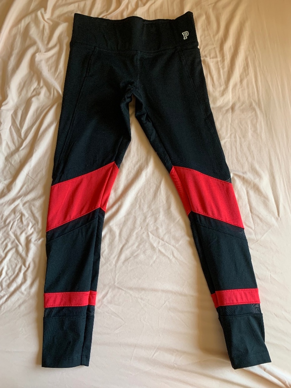Victoria’s Secret PINK Ultimate Printed Athletic Leggings